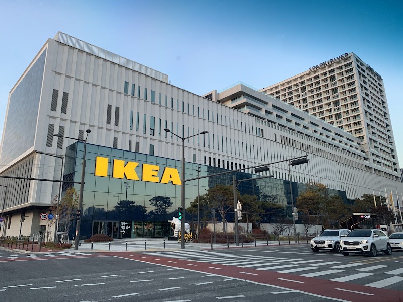 이케아 강동점 외관 - 스몰란드, 고덕동