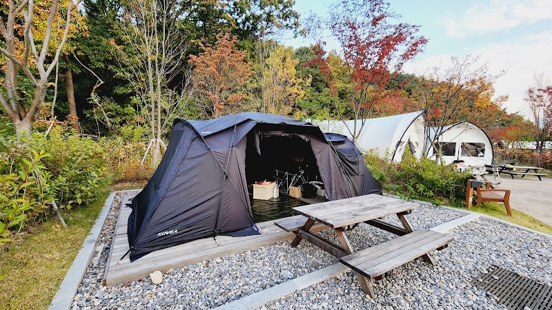 우이동 가족캠핑장 글램핑 시설 - 삼각산동, 강북구 (관련이미지)