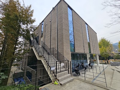 부산광역시립 만덕도서관