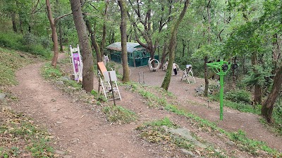 엄궁농산물도매시장 인근 공원