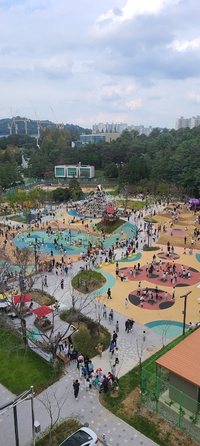 중외공원 생태예술놀이터